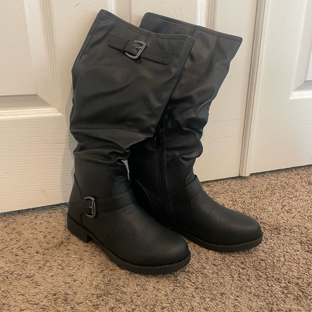 NWT Sz 8 Journee Collection Black Women's Calf Boots